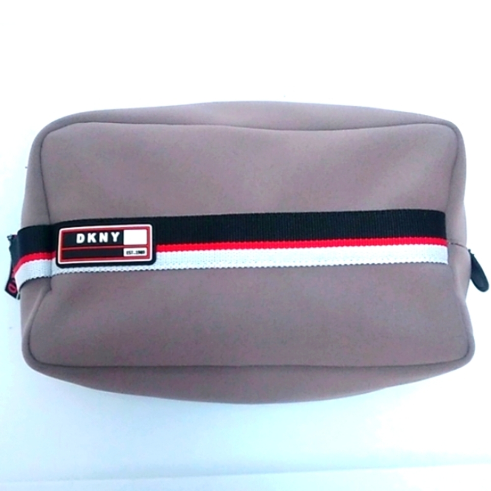 DKNY Excursionist Toiletry Bag, Grey